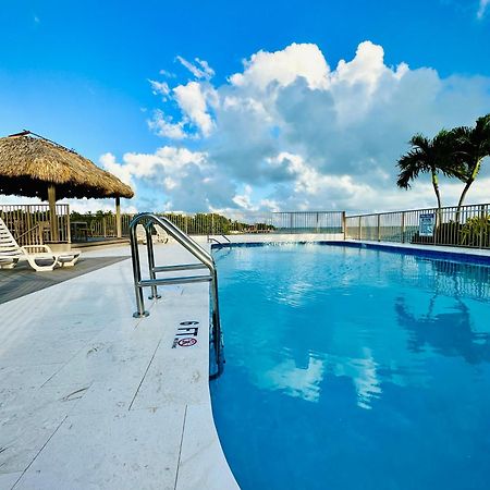 Ragged Edge Resort & Marina Islamorada Exterior photo