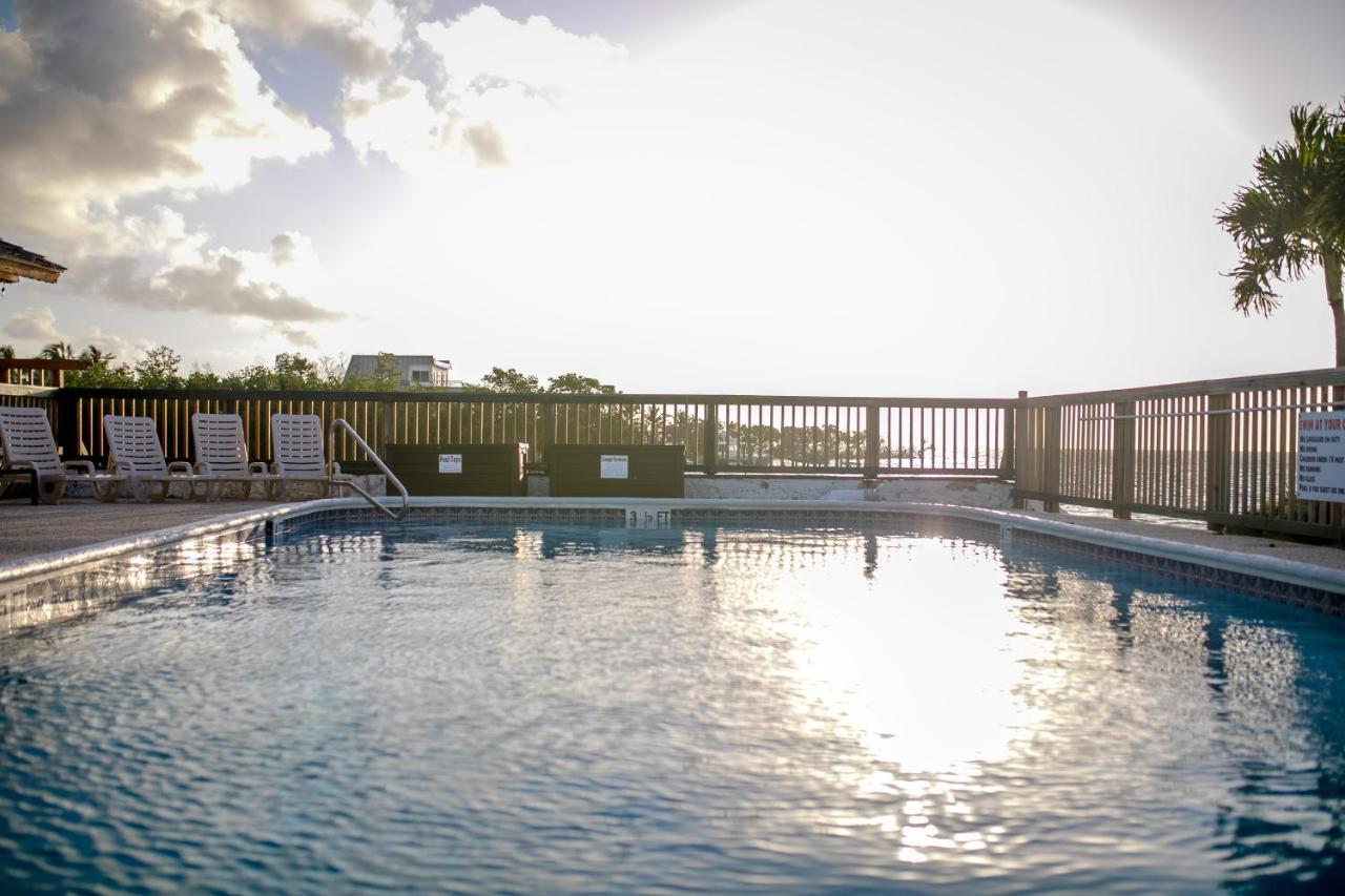 Ragged Edge Resort & Marina Islamorada Exterior photo