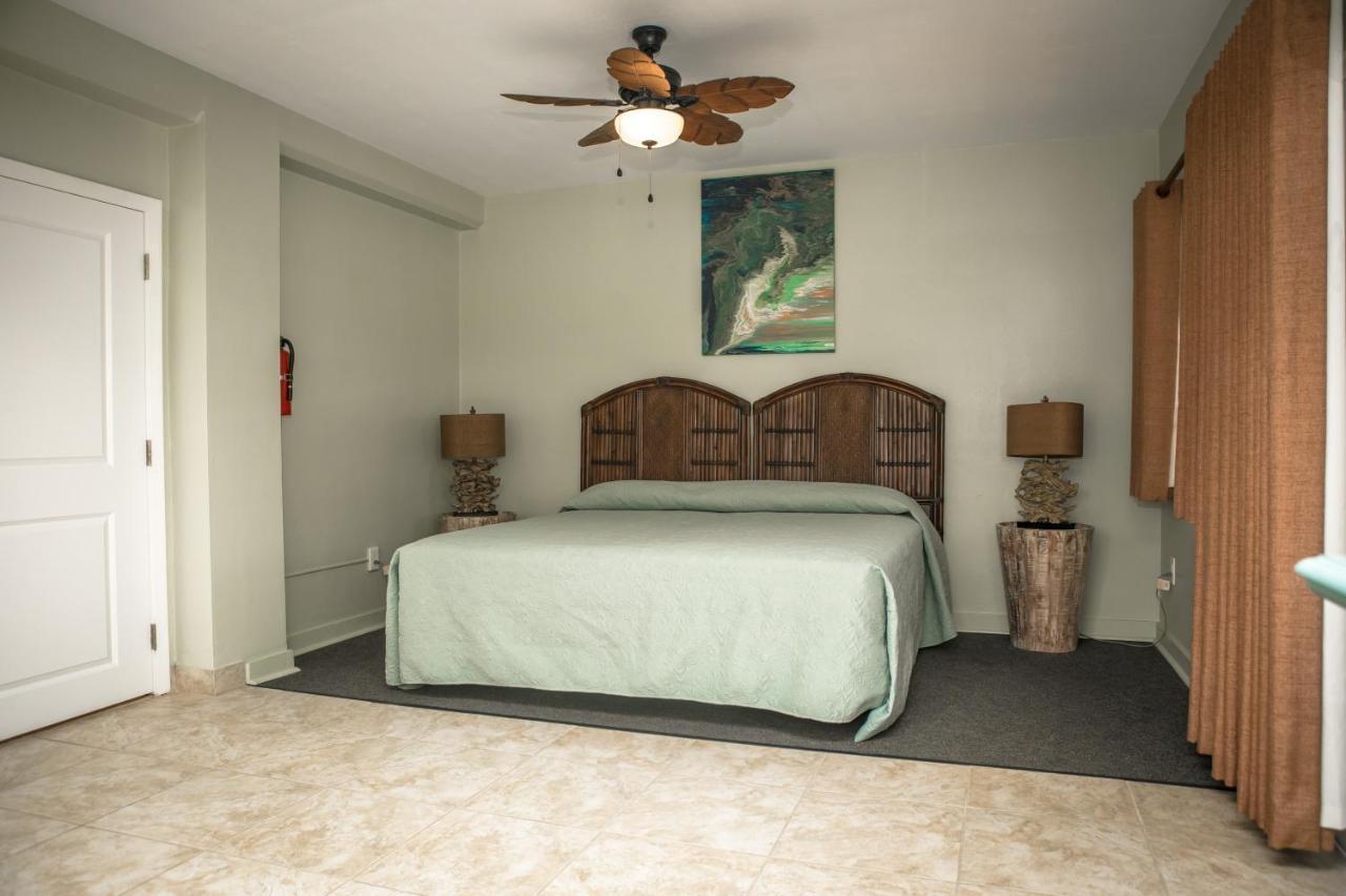 Ragged Edge Resort & Marina Islamorada Exterior photo